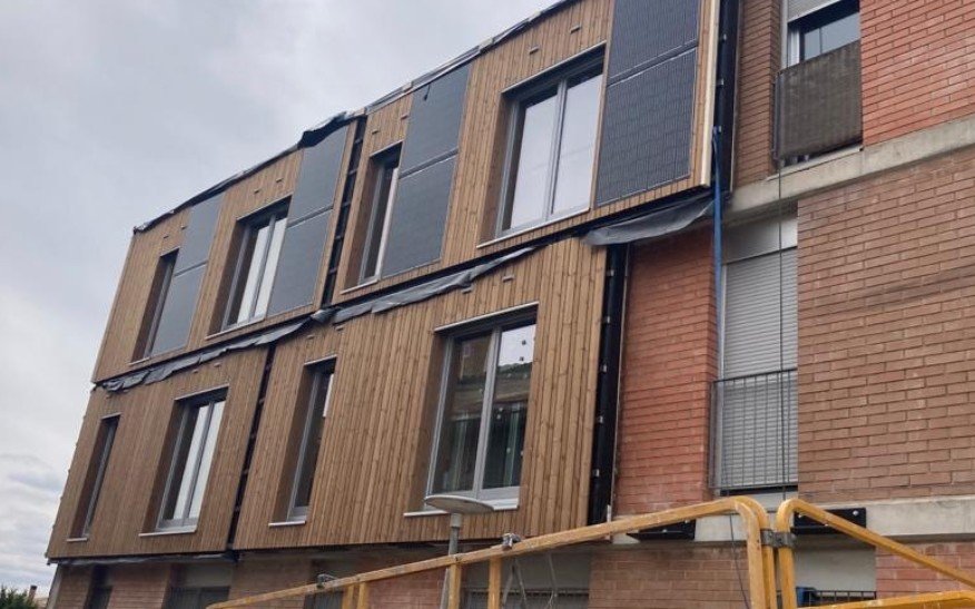 BIPV facade cladding retroft