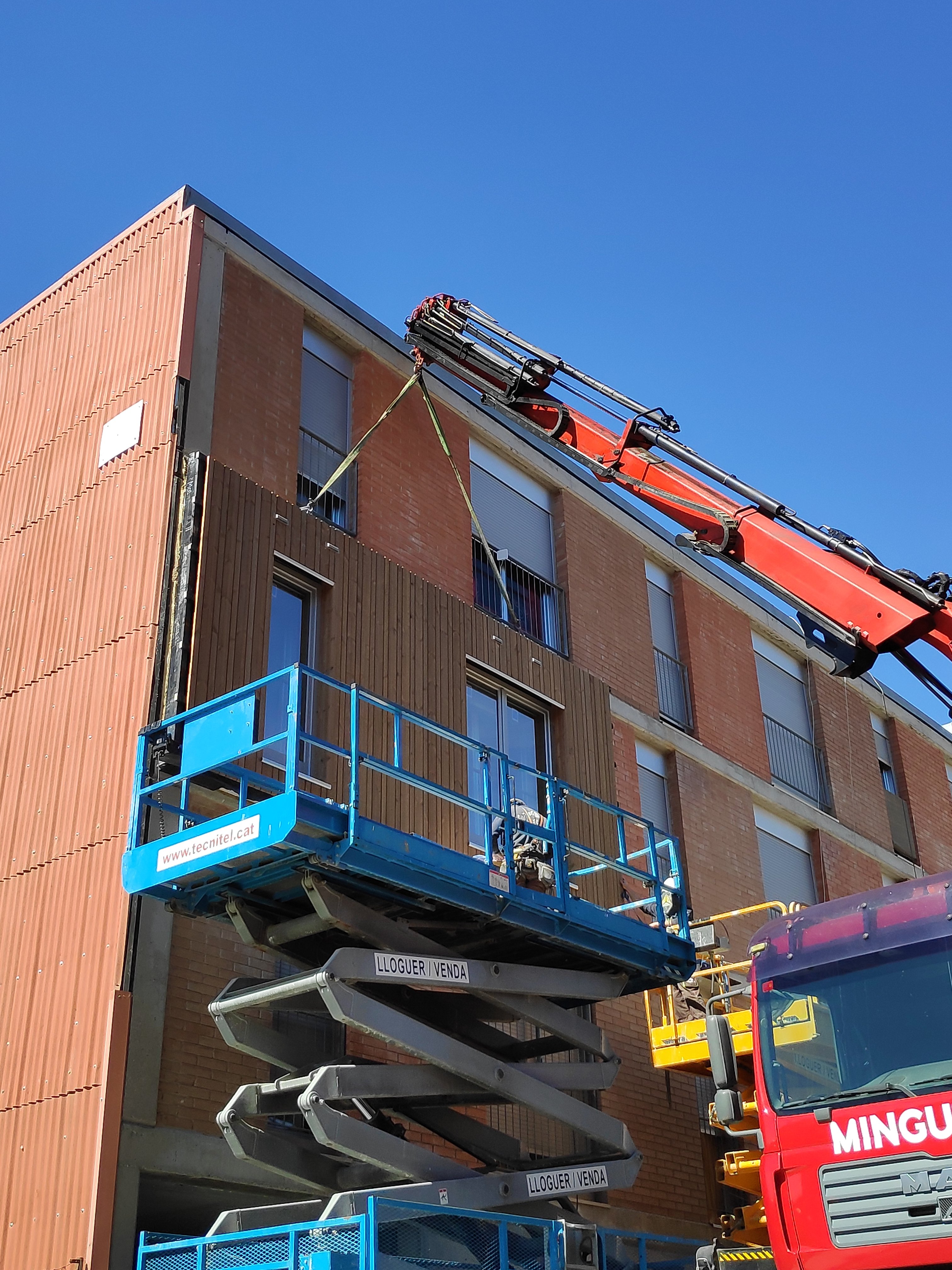 installation demo building spain envelope