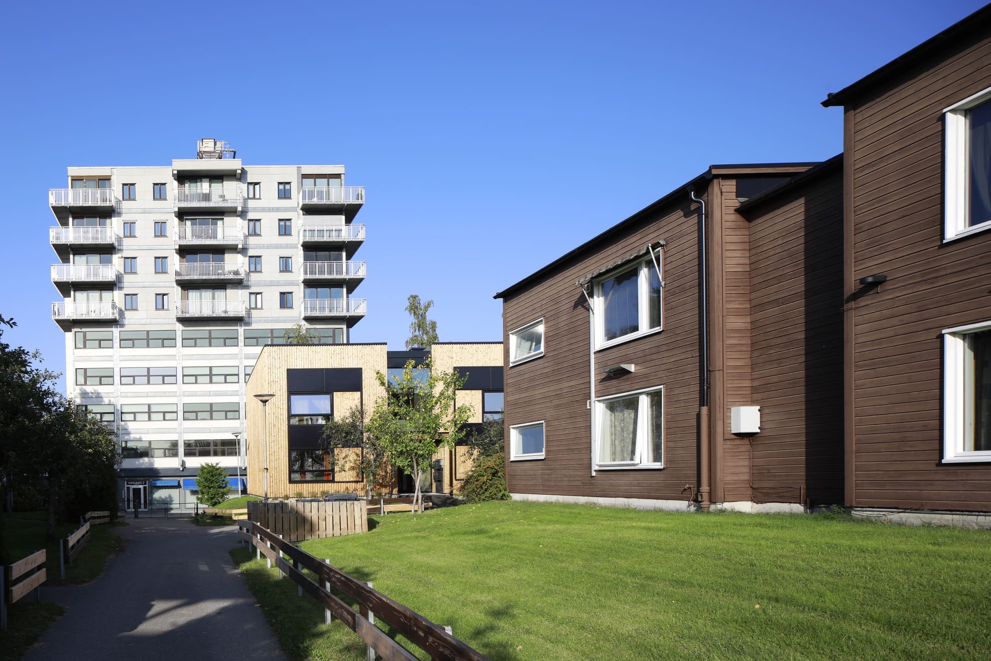 comparison building retrofit oslo